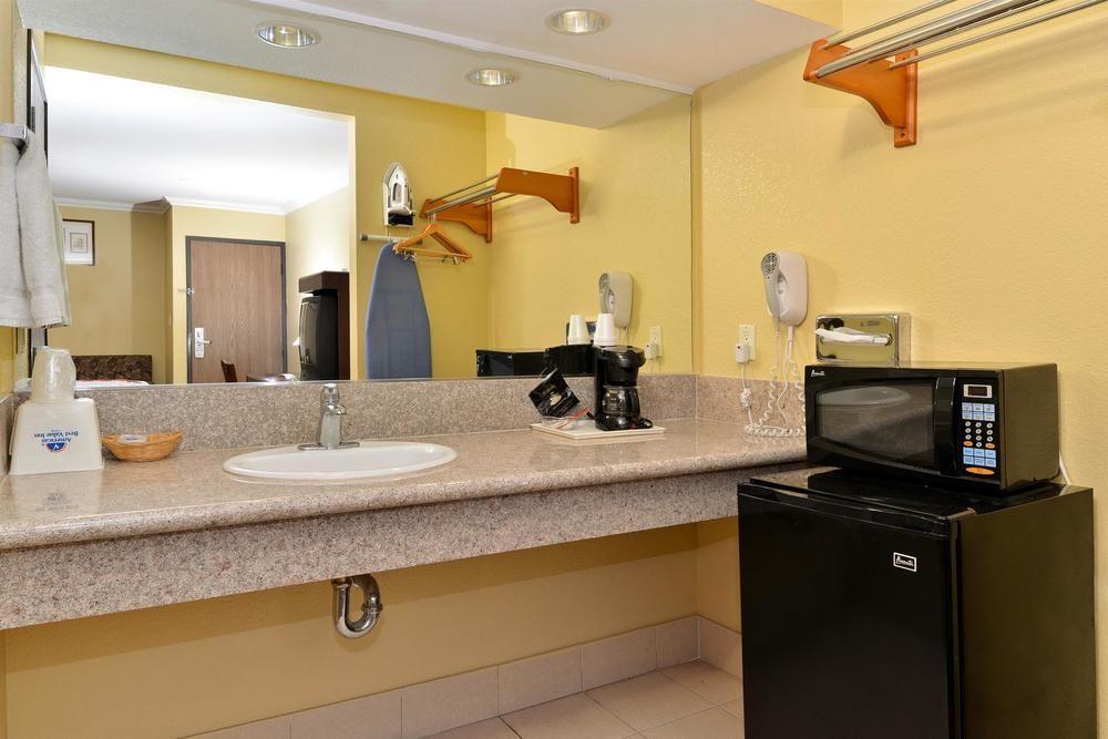 Americas Best Value Inn Пасадена Екстер'єр фото